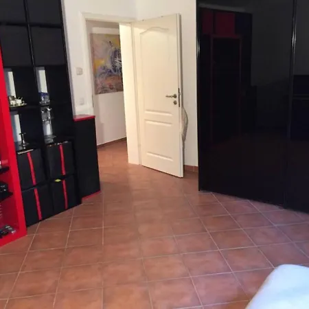 Einliegerwohnung Lägenhet *